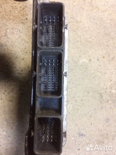 Блок управления двигателя эбу Рено Меган 2