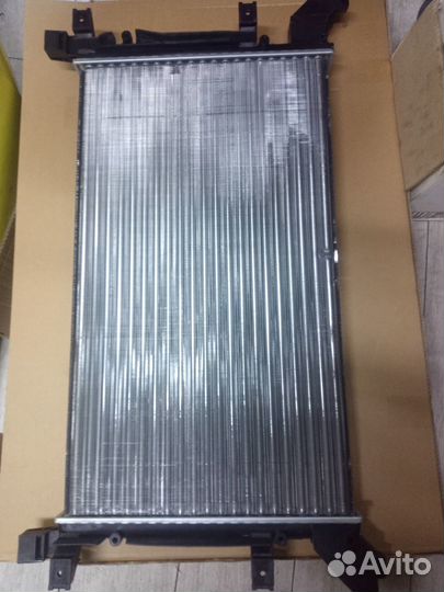 Радиатор охлаждения на lt35 2.5 тд