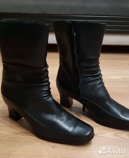 Сапоги женские