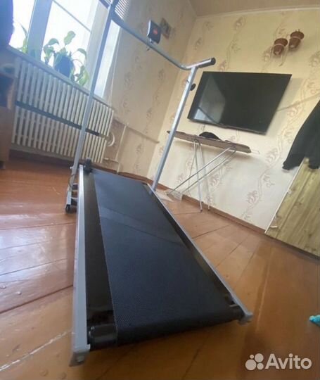 Беговая дорожка механическая