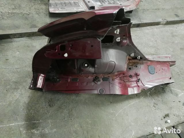 Крыло рено сандеро