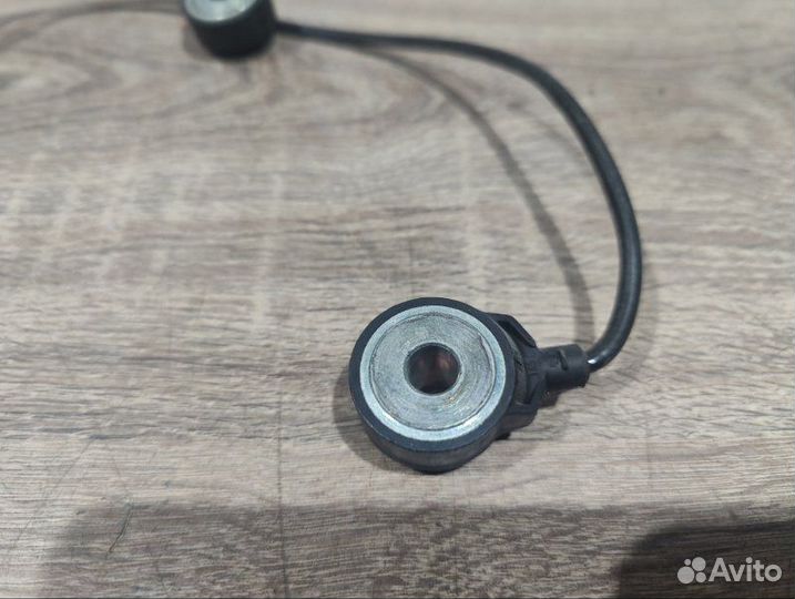 Датчик детонации Bmw 550I E61 touring N62B48B 2007