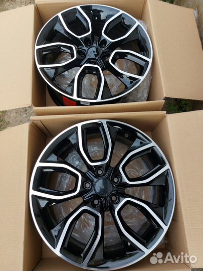 Комплект дисков LA Skoda Crater R18 Black