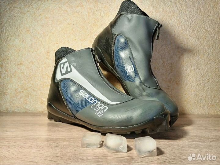 Лыжные ботинки salomon SNS 45