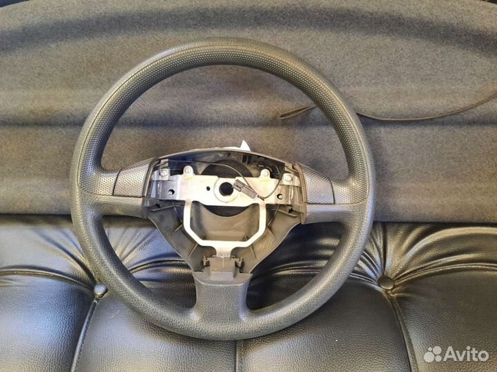 Руль Suzuki Ignis 2 игнис 2006