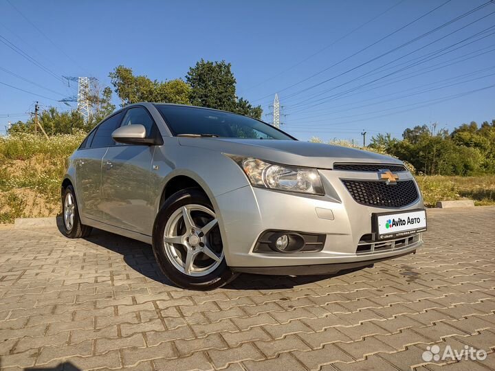 Chevrolet Cruze 1.8 AT, 2011, 103 753 км