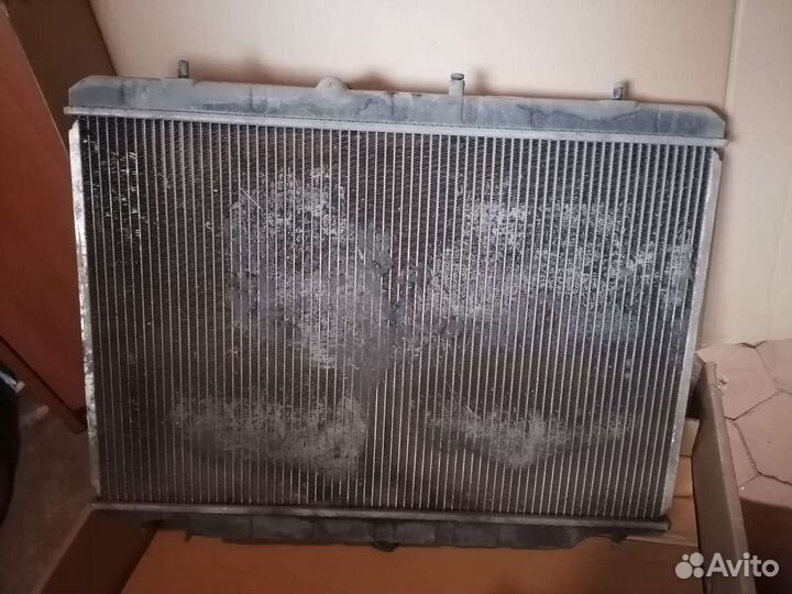 Радиатор охлаждения Nissan x-trail MR20