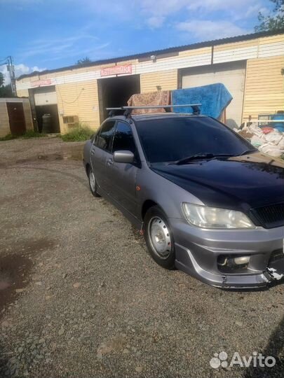 Mitsubishi Lancer Cedia 1.5 МТ, 2001, 150 000 км