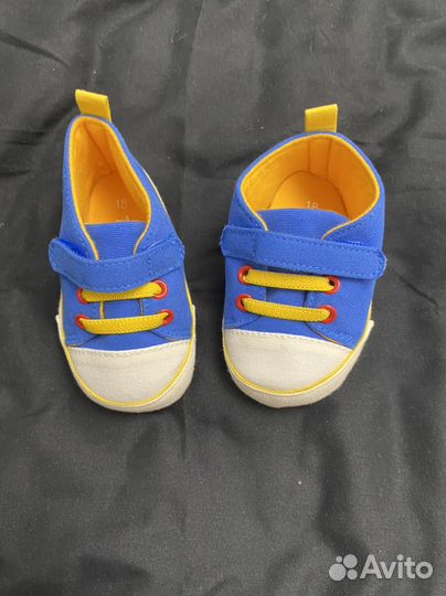 Первые кеды малыша 18 рр