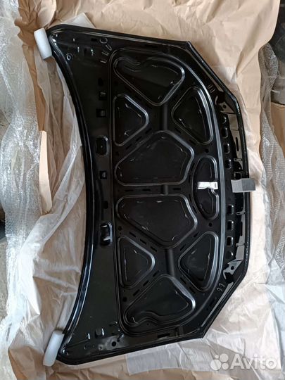 Капот гранта черный трюфель