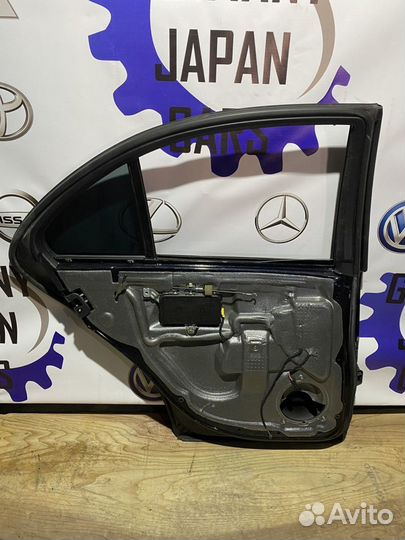 Дверь задняя левая Mercedes C203