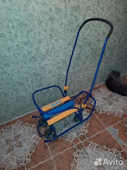 Детские санки с колесами