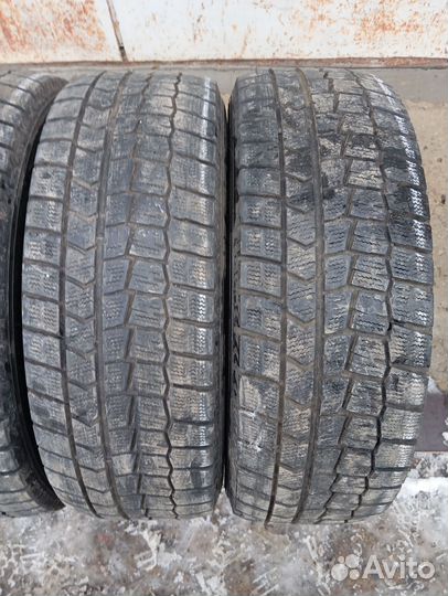 Dunlop Winter Maxx 215/60 R16 99T