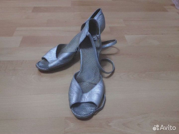 Туфли для бальных танцев латина