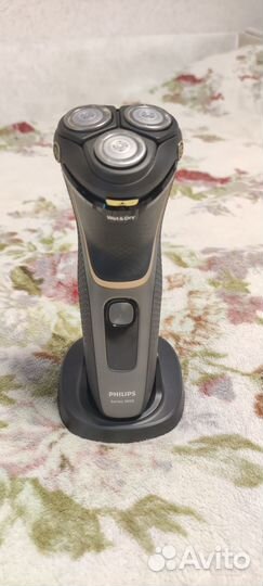 Электрическая бритва philips Series3000