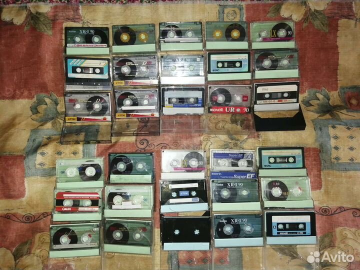 Магнитофон - иж302.+аудиокассеты 40 шт