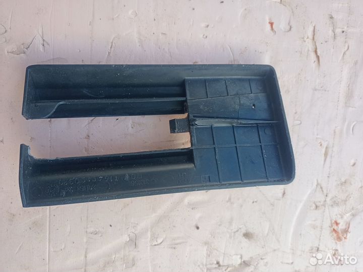 Накладка салазки сиденья передняя левая W164 merce