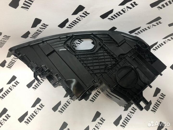 Левый корпус фары Audi A8 D4 4H 2013-2017 Matrix