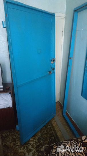 Металлическая дверь бу