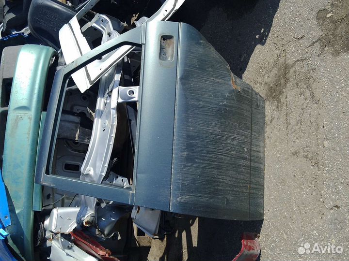 Дверь задняя левая на LADA priora