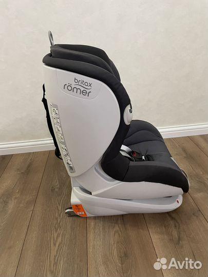 Автомобильное кресло britax romer trifix