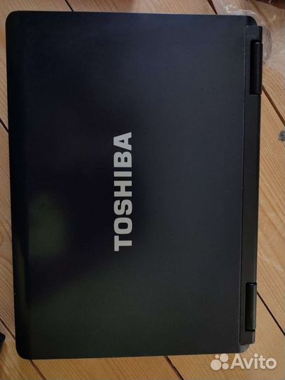 Ноутбук Toshiba