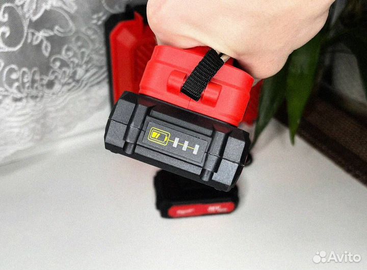 Шуруповерт (Абсолютно новый)
