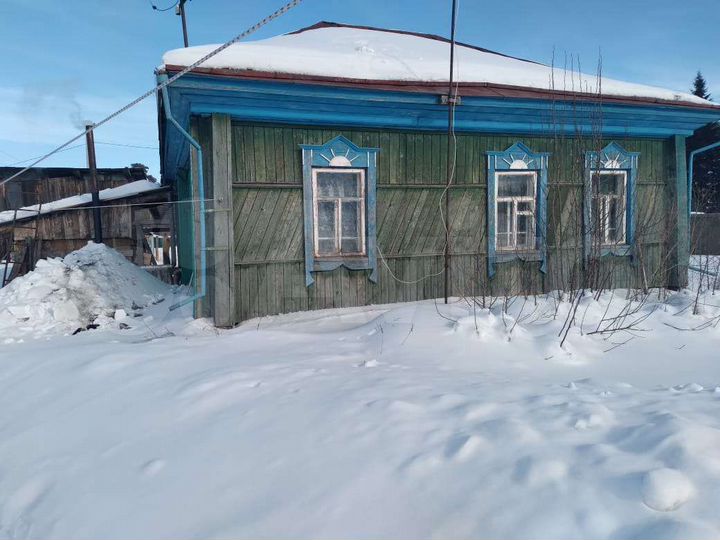 Дом 40 м² на участке 18,7 сот.