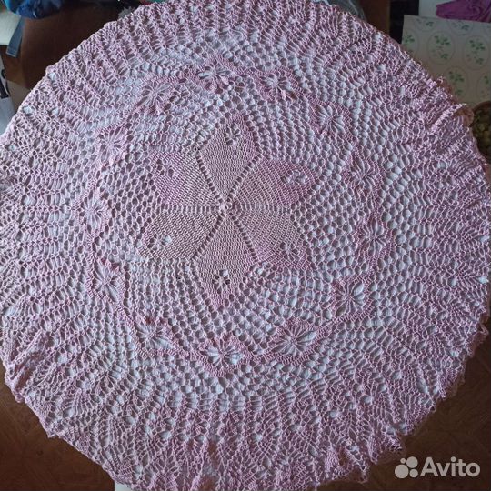 Вязаная скатерть крючком