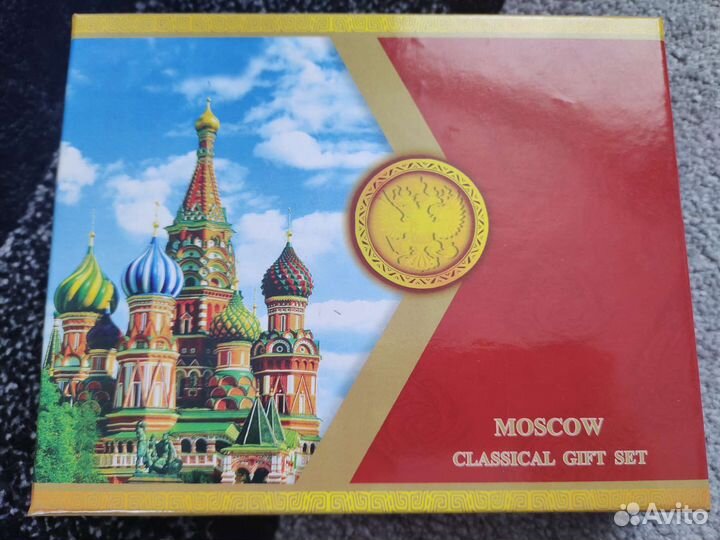 Фляжка с рюмками