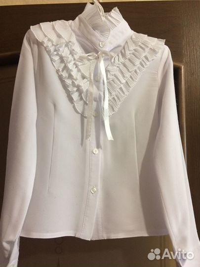 Нарядная школьная блузка р.128