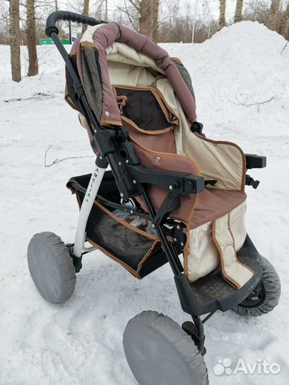 Коляска-трансформер 3 в 1