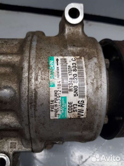 Компрессор кондиционера VAG 5N0820803c