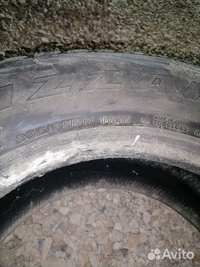 Bridgestone Blizzak DM-V1 265/65 R17