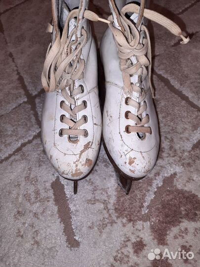 Коньки фигурные 37 размер