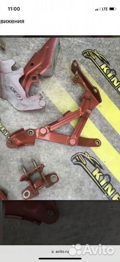 Петля крышки багажника левая Lancer X Лансер 10