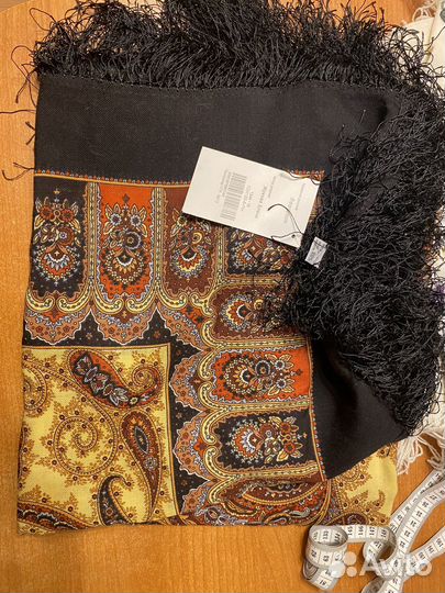 Павловопосадский платок Фаворит 125х125