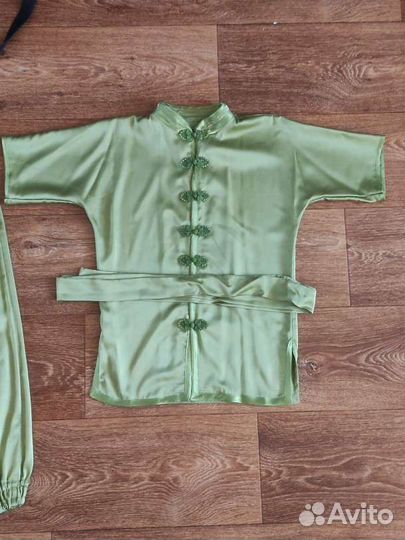 Костюм для занятий ушу