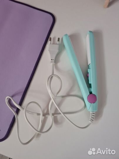 Выпрямитель/утюжок для волос