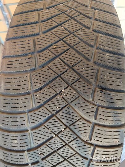 Pirelli Ice Zero 235/55 R19 105H