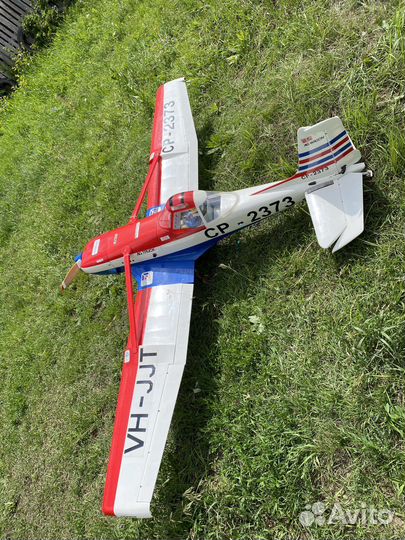 Продам радиоуправляемую модель самолета Cessna-188