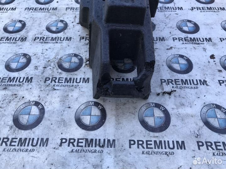 Абсорбер переднего бампера Volkswagen Polo 6