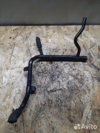 Трубка охлаждающей жидкости металлическая Seat