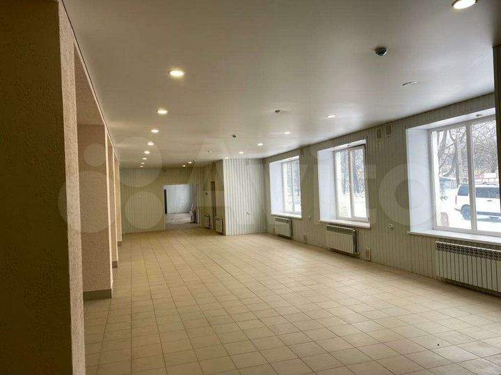 Торговая площадь, 417 м²