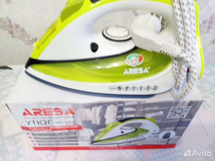 Утюг aresa AR-3102