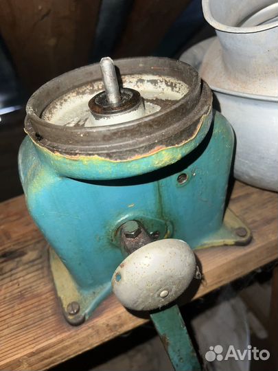 Сепаратор для молока ручной