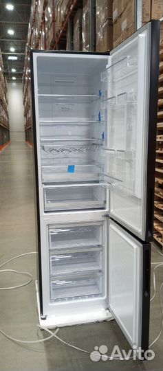 Холодильник maunfeld MFF200nfsbe