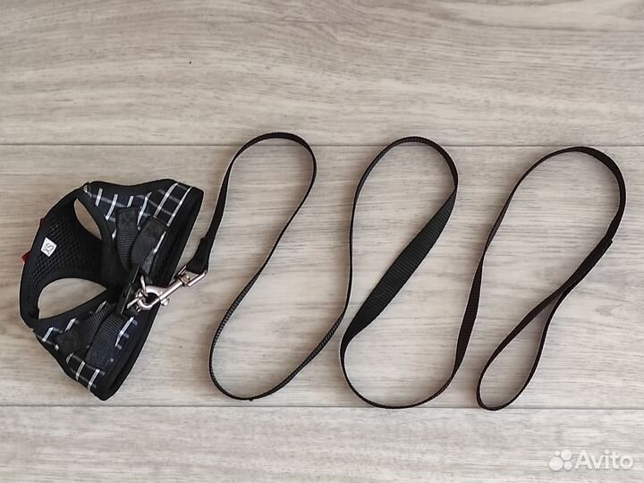 Шлейка-жилет с бантиком и поводок для собак/кошек