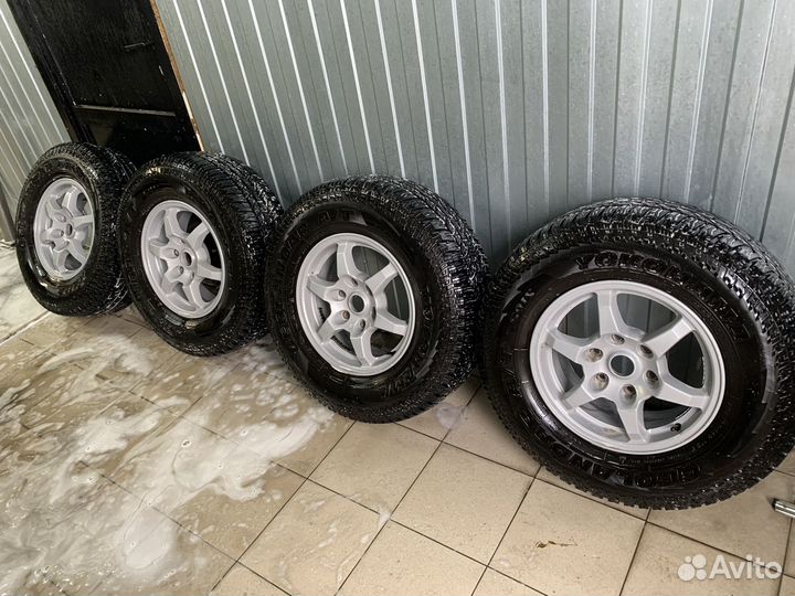 Yokohama Geolandar A/T G015 265/70 R16 112H