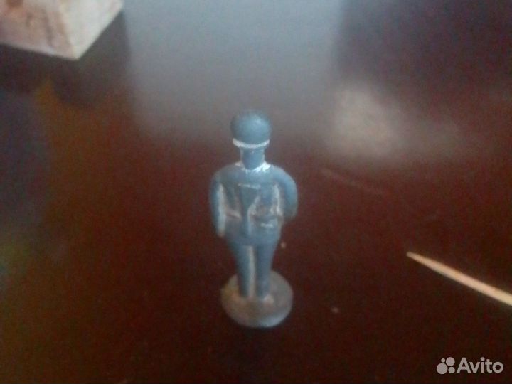 Оловянный солдатик из 70-х годов